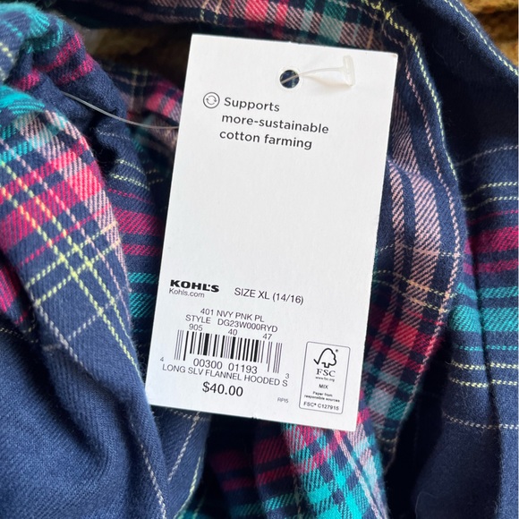 SO top 🖤 - Picture 5 of 6